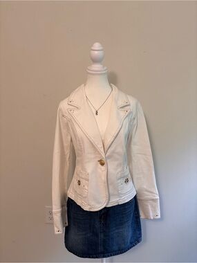 D'Mode Classix White & Gold Floral Embroidered Denim Jacket